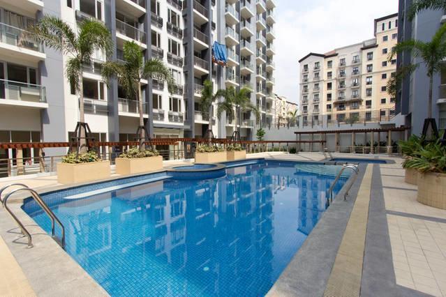 One Palm Tree Villas Manila Exterior photo